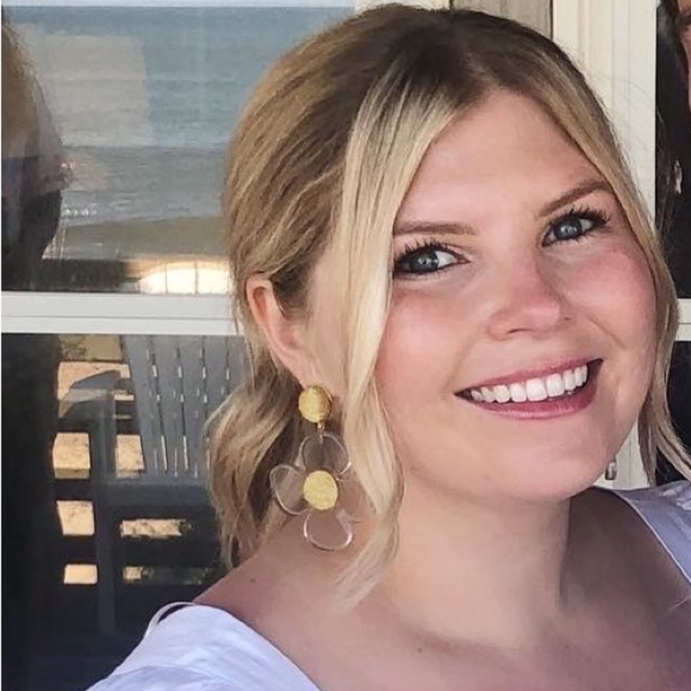 Meet your Posher, Jessica